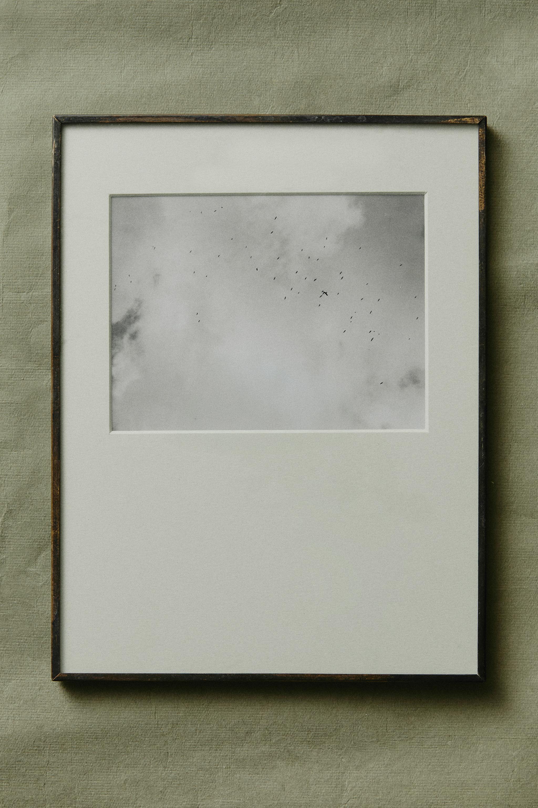 PICTURE FRAME WITH PASSE-PARTOUT